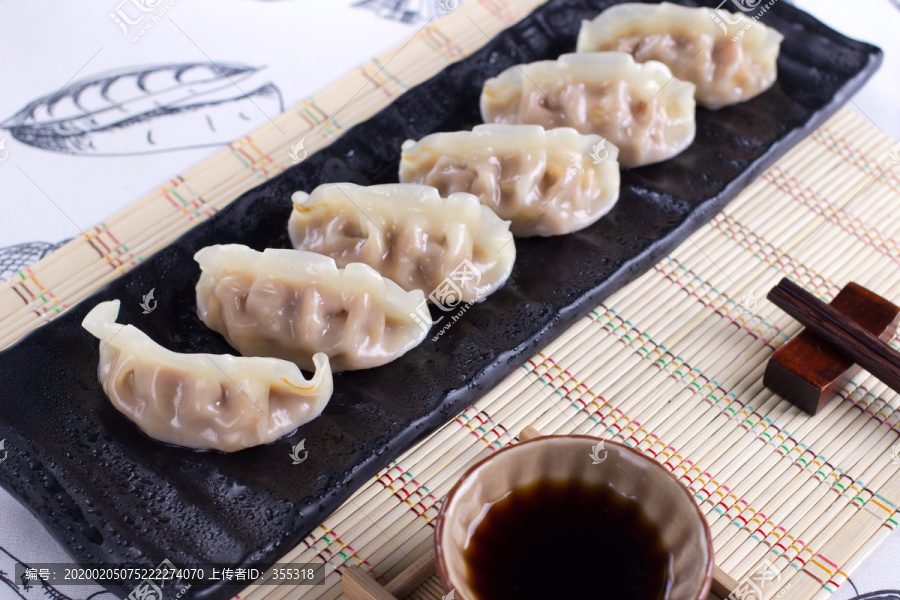 煎饺炸饺子锅贴