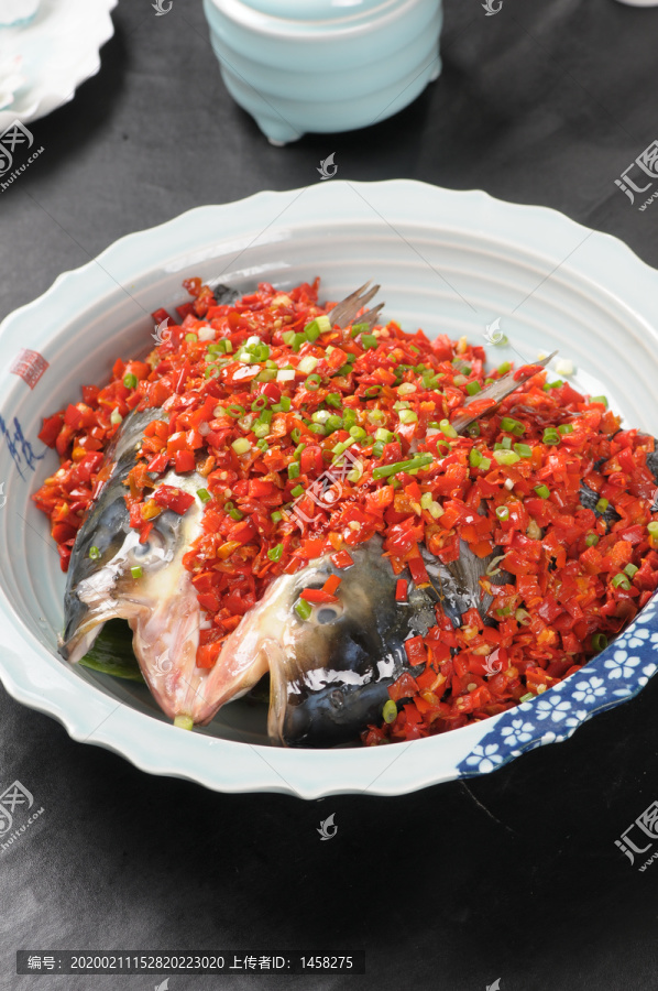 剁椒魚頭