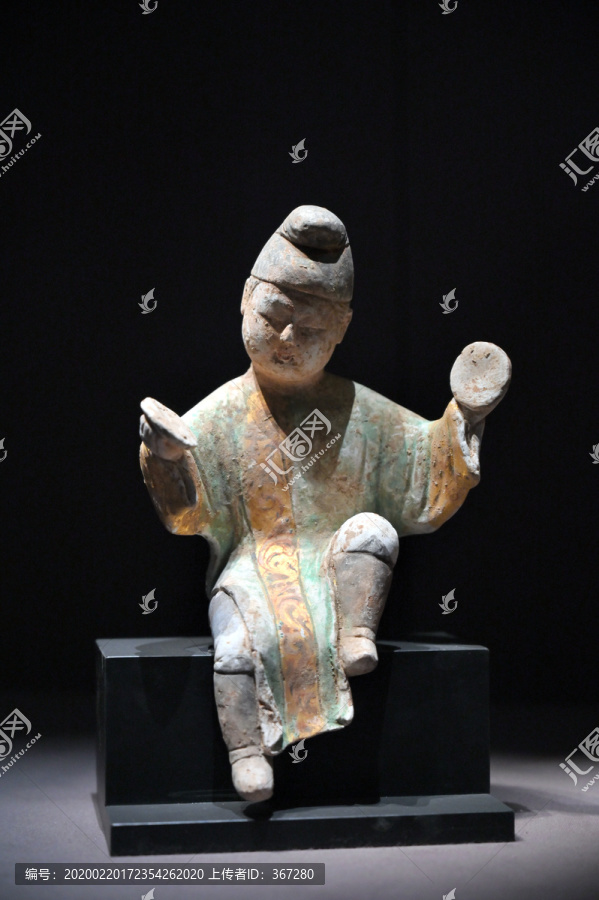 中国古代仕女陶乐俑