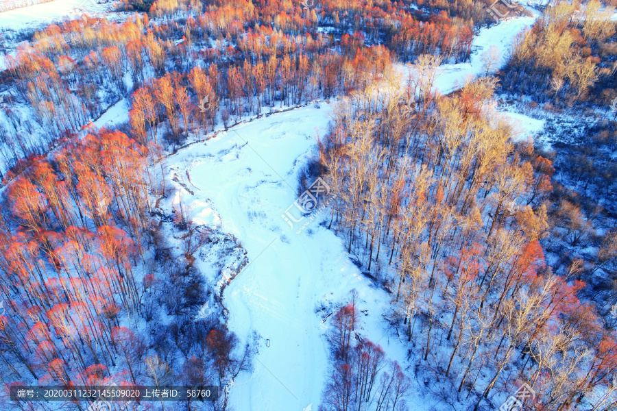 大兴安岭雪河红柳风光