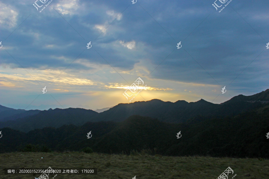 十八里长峡日出