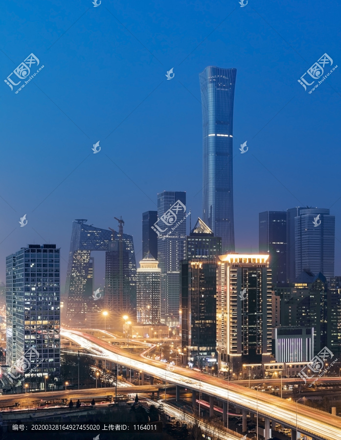 中国北京商务中心中国尊大楼夜景