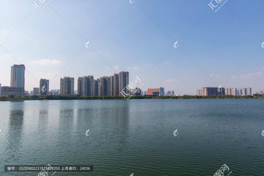 广东湛江滨湖湿地公园全景