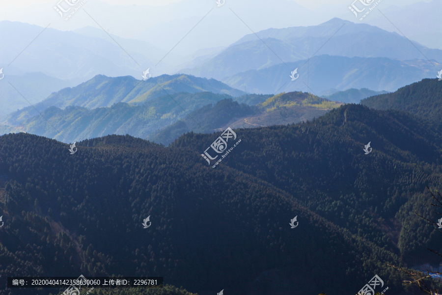 高山蓝天风景壁纸旅游自然风光