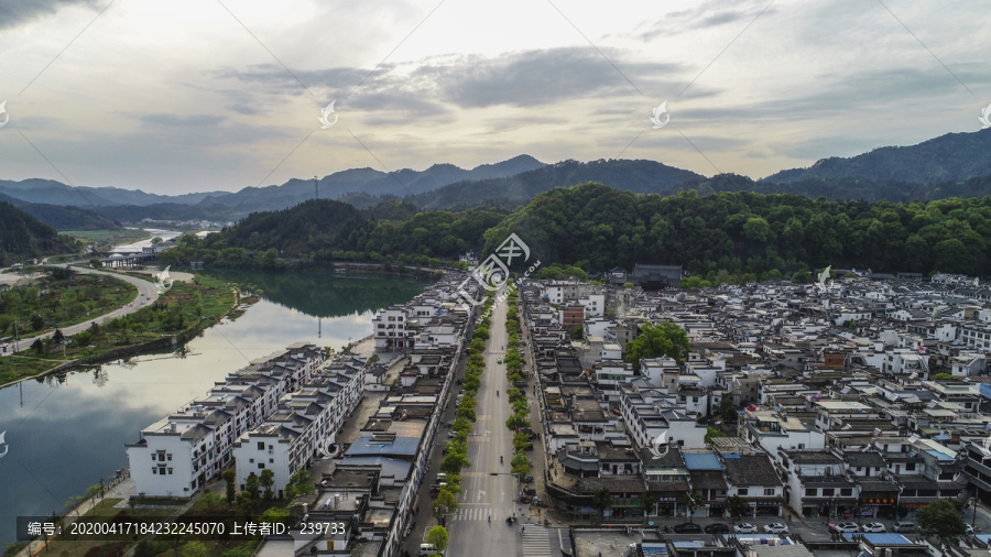 航拍婺源江湾村