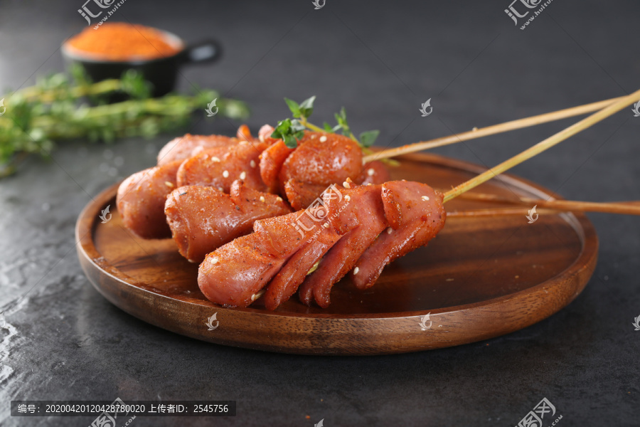 碳烤熱狗串