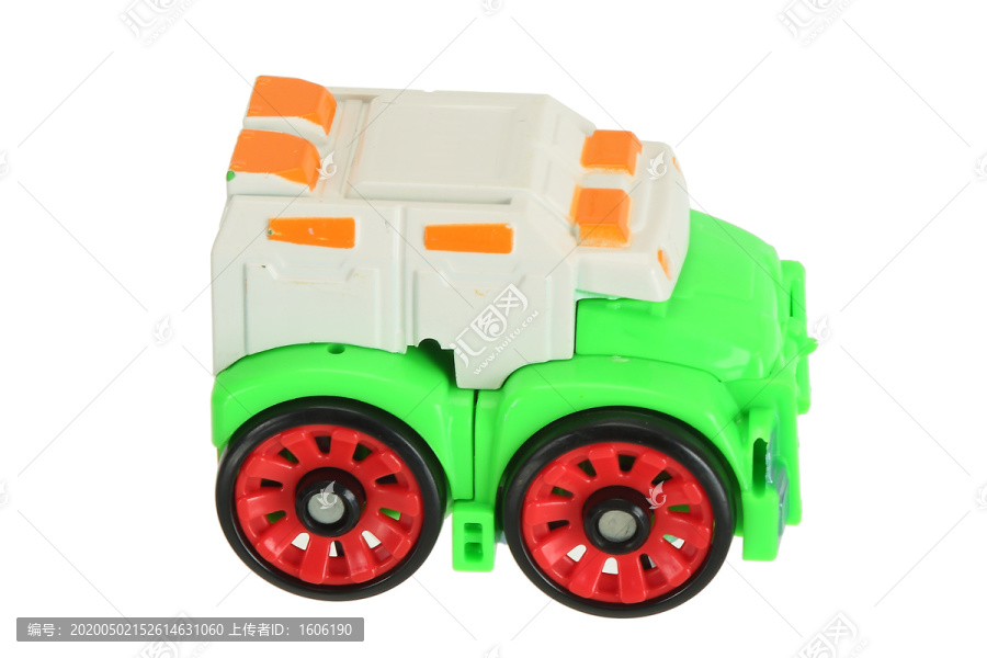 变型玩具车