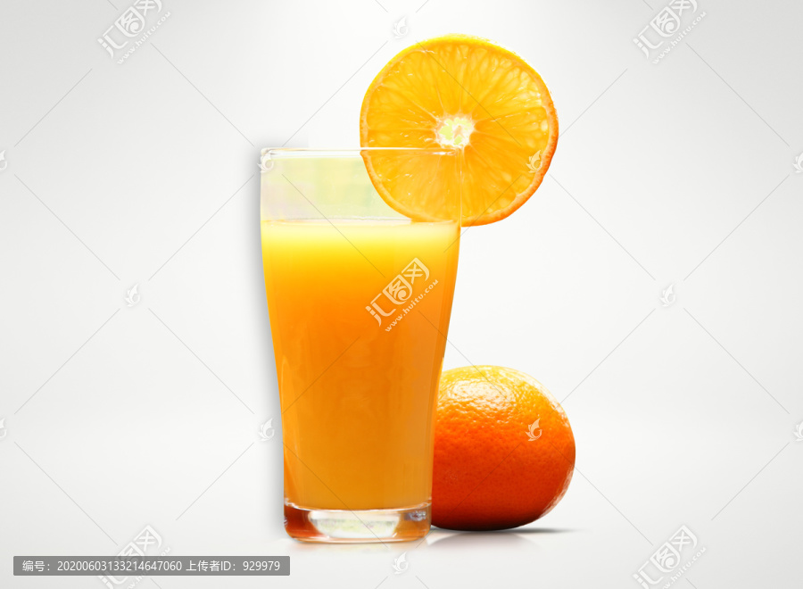 杯裝橙汁