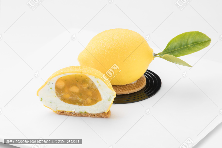 百香果柠檬草慕斯细节