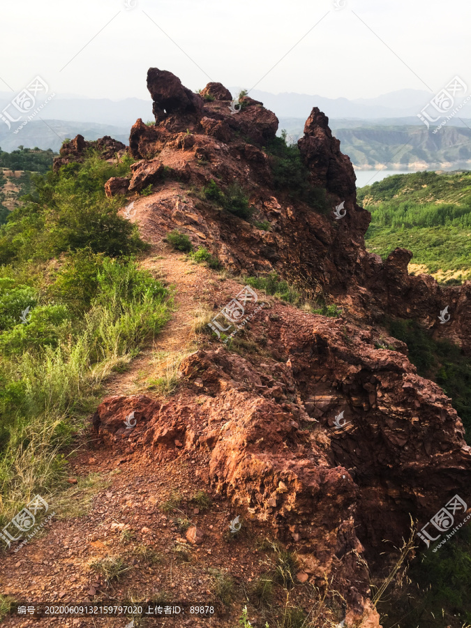 黛眉山