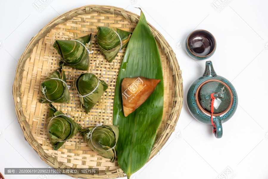 中国传统节日端午节粽子美食白底