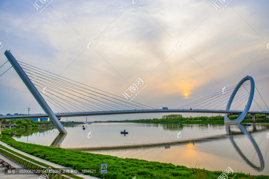 南京眼大桥夕阳