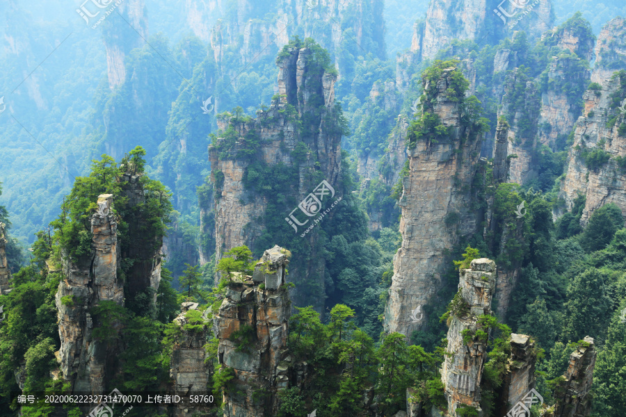 张家界风景区群峰地貌景观