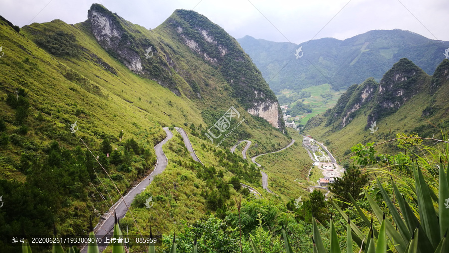 高山盘山公路十八弯