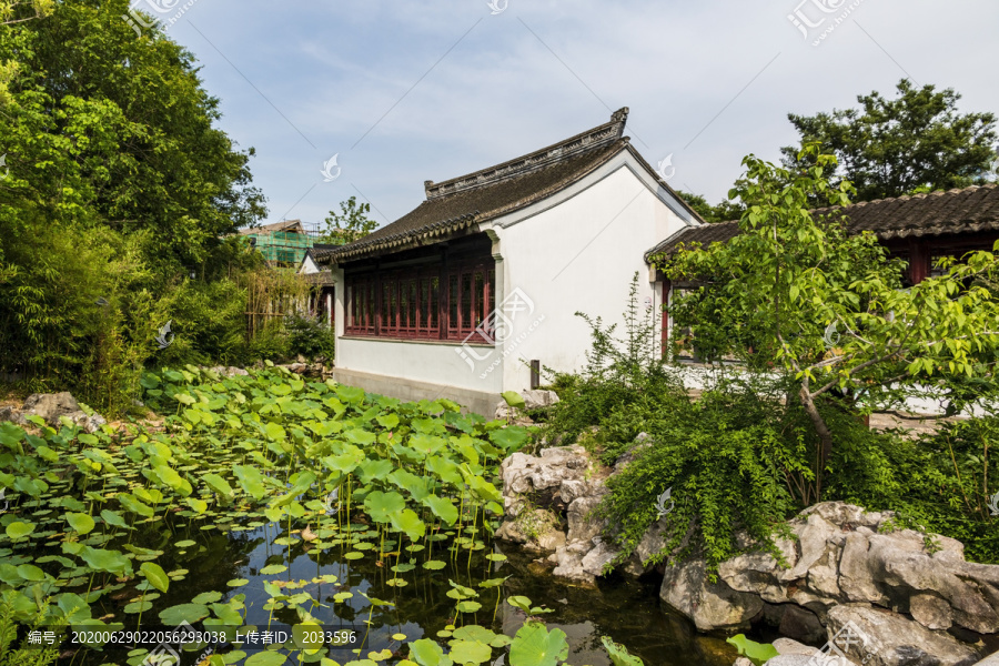 上海古猗园石韵馆建筑湖景