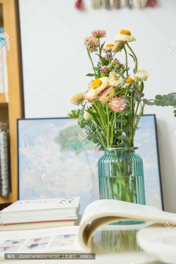 花瓶里的菊花