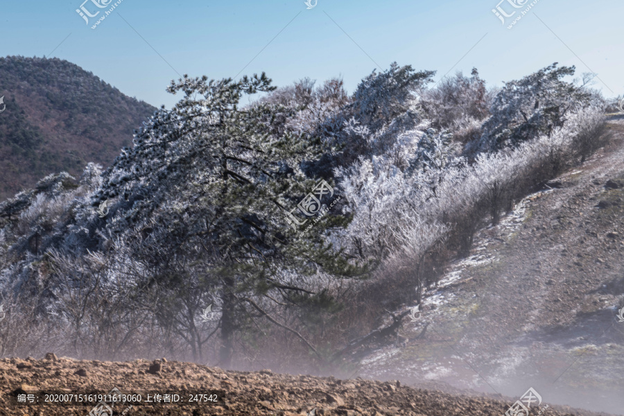 雪山