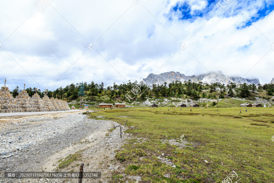 巴拉格宗高山牧场