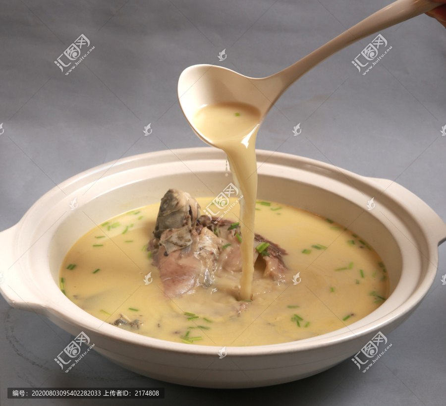 鲜鱼汤