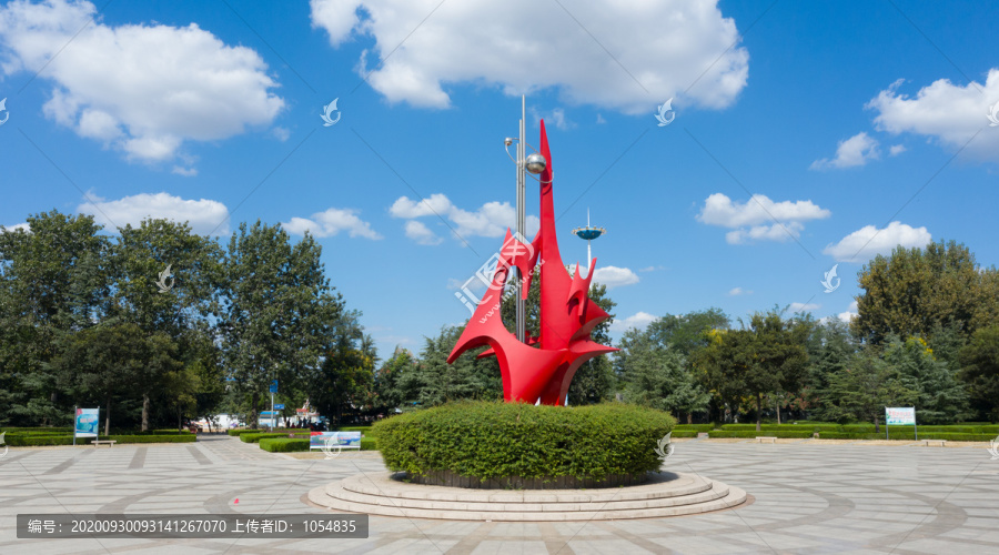 公园红色雕塑