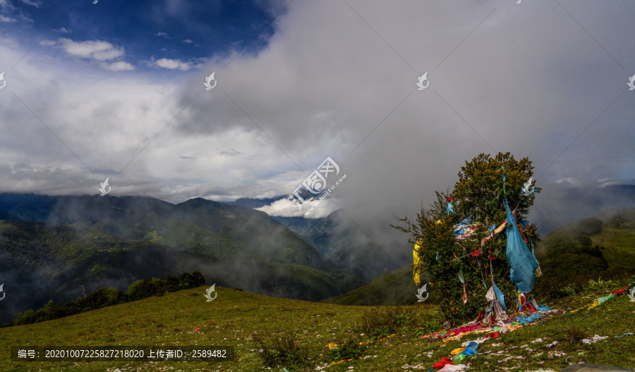 雪山经幡