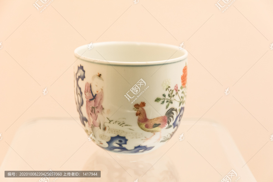 景德镇窑粉彩鸡缸杯
