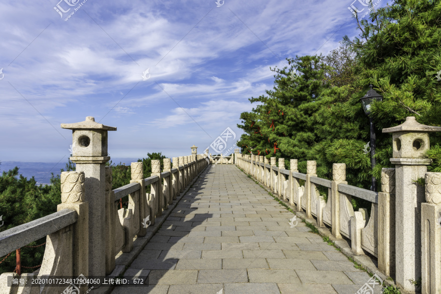 泰山汉白玉走道