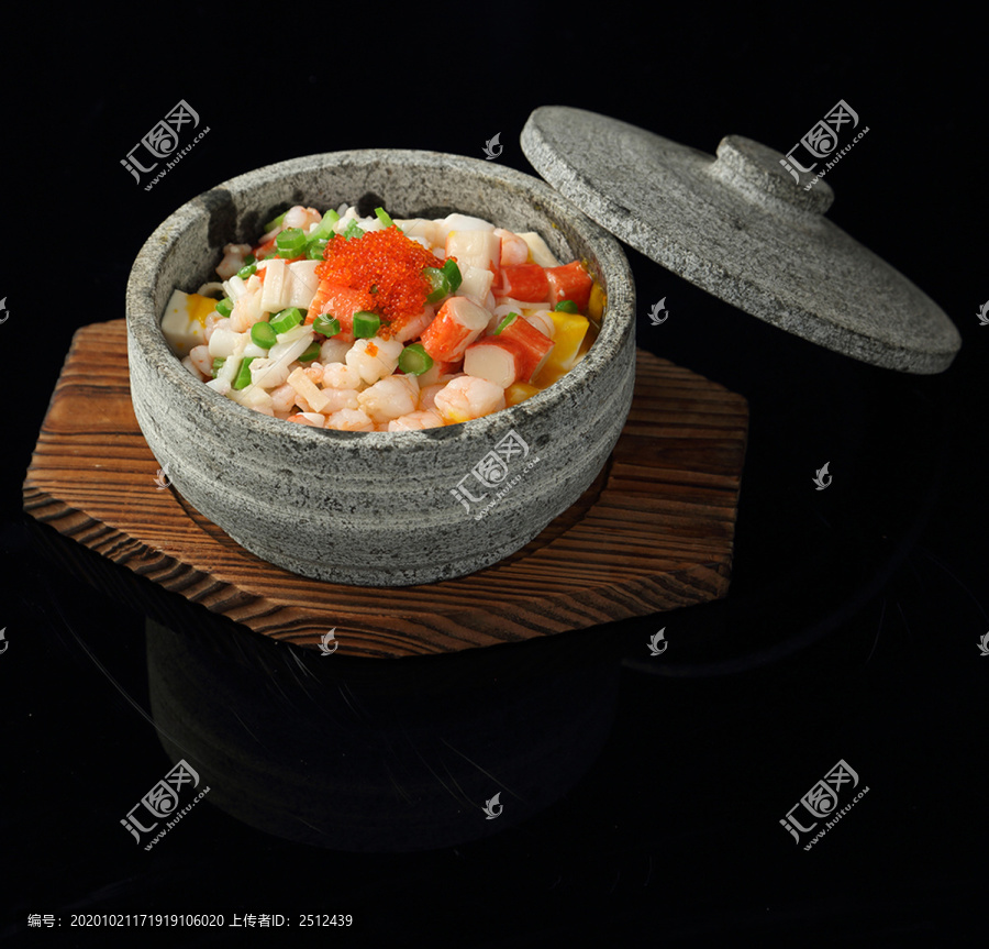 石锅海皇豆腐