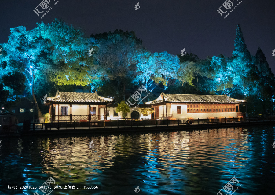 南湖湖心岛夜景