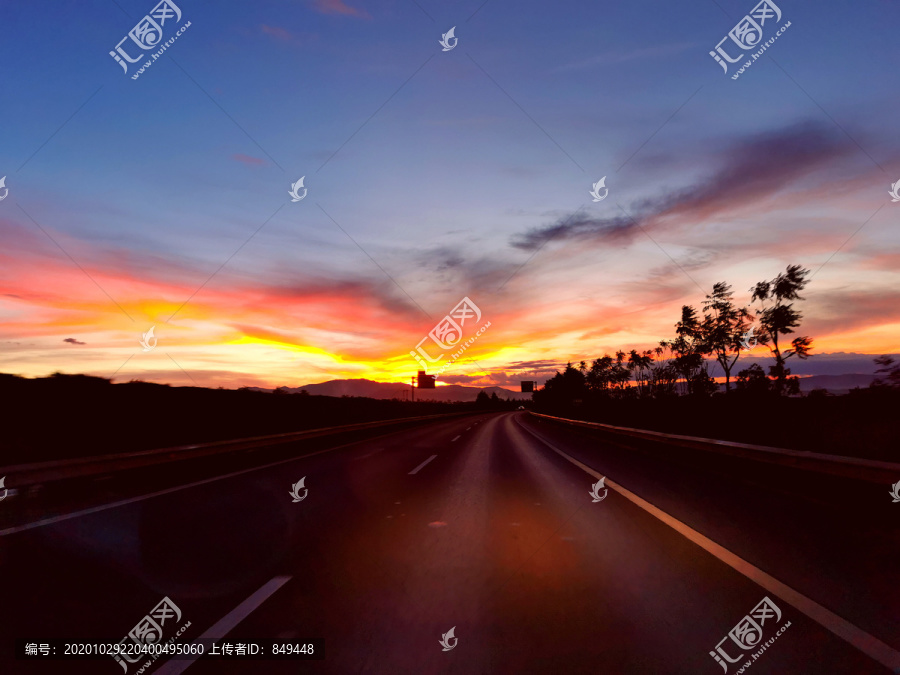 旅途中道路交通夜景随拍