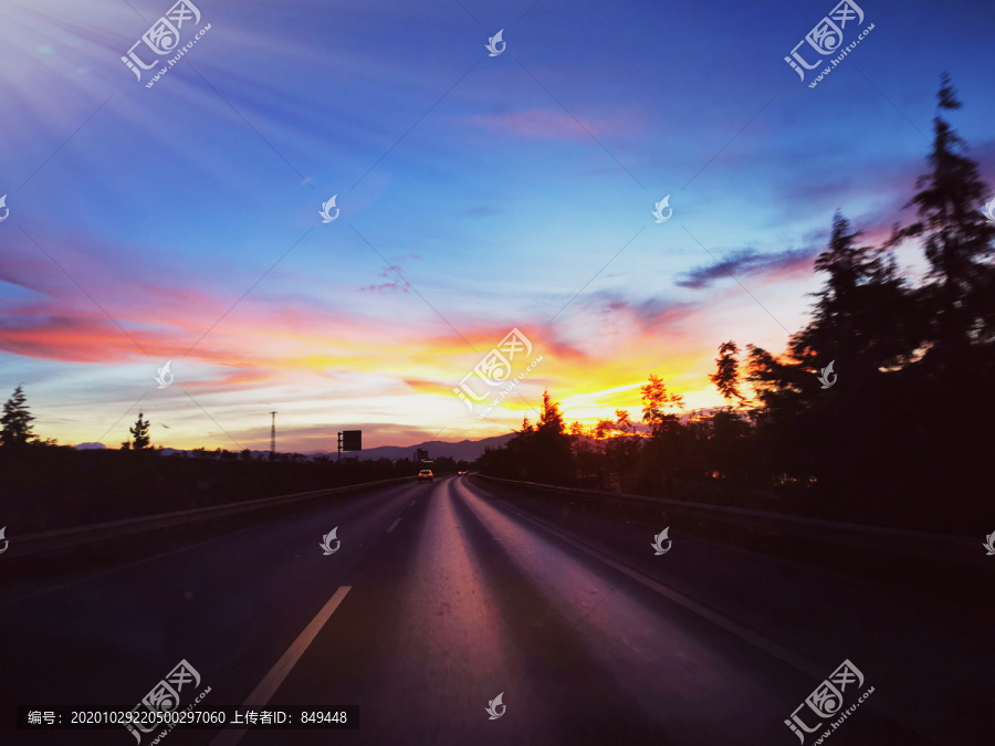 旅途中道路交通夜景随拍