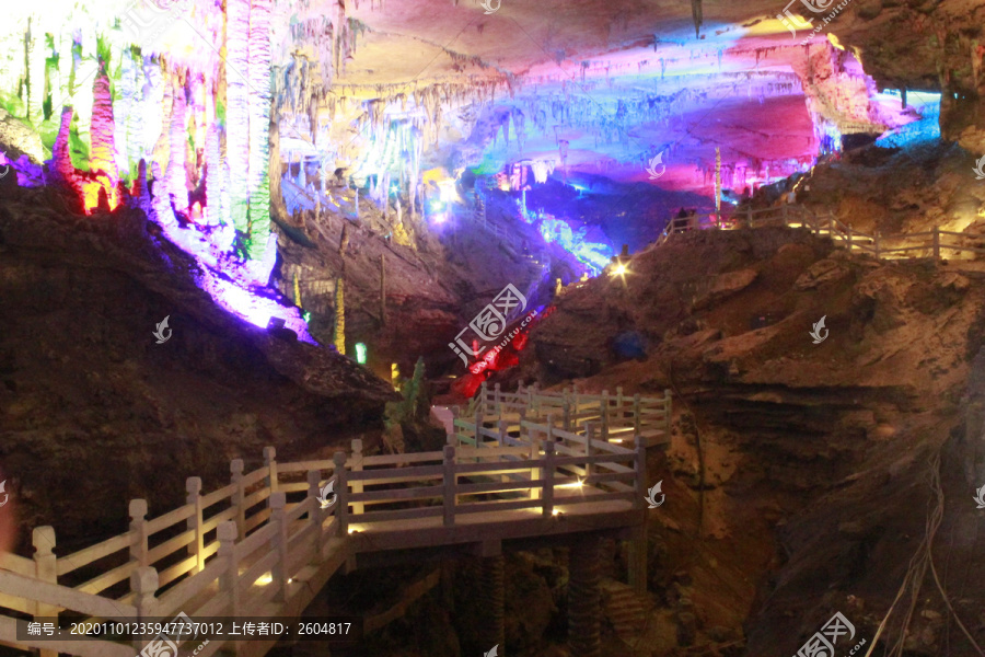 贵州九龙洞风景