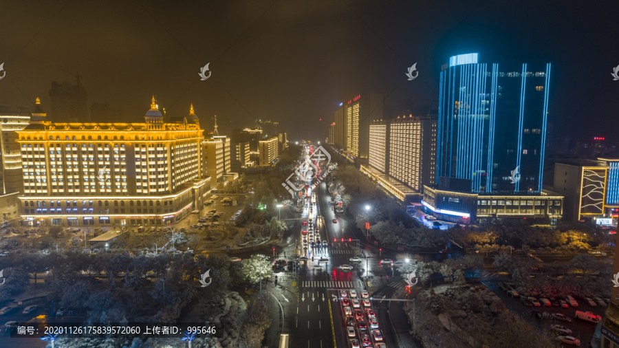 运城日报社办公楼夜景