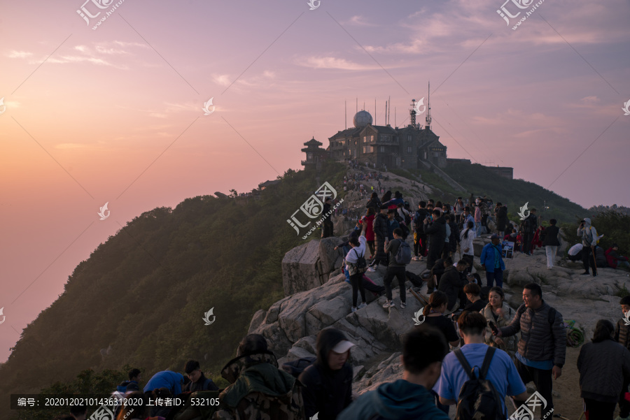 泰山日出