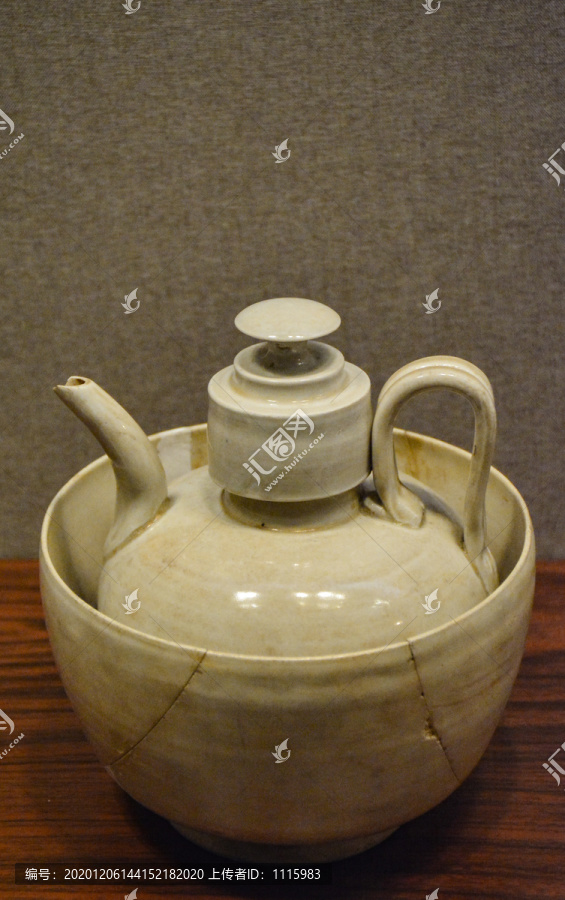 南宋银质贮茶罐