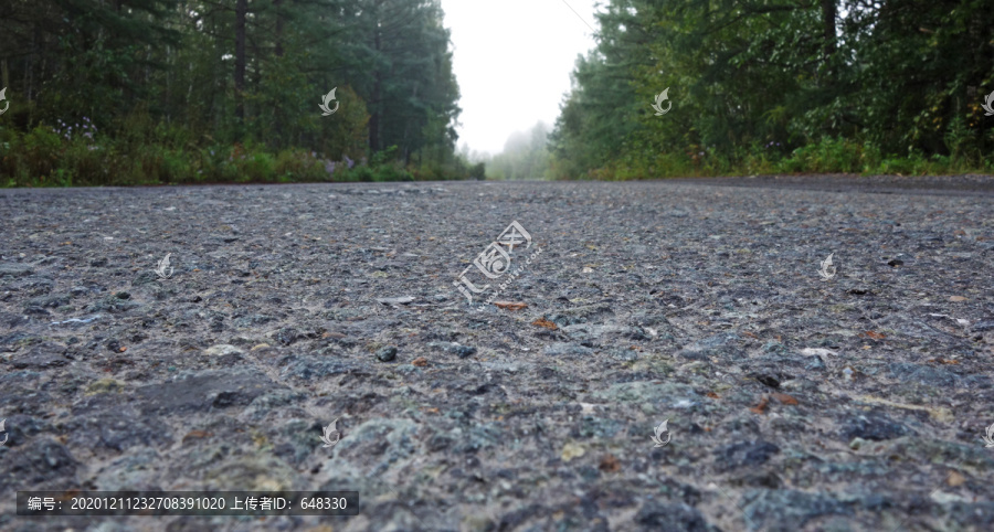 泊油路路面