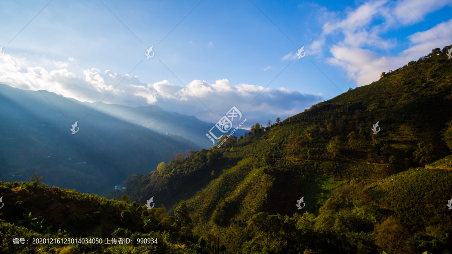 高山