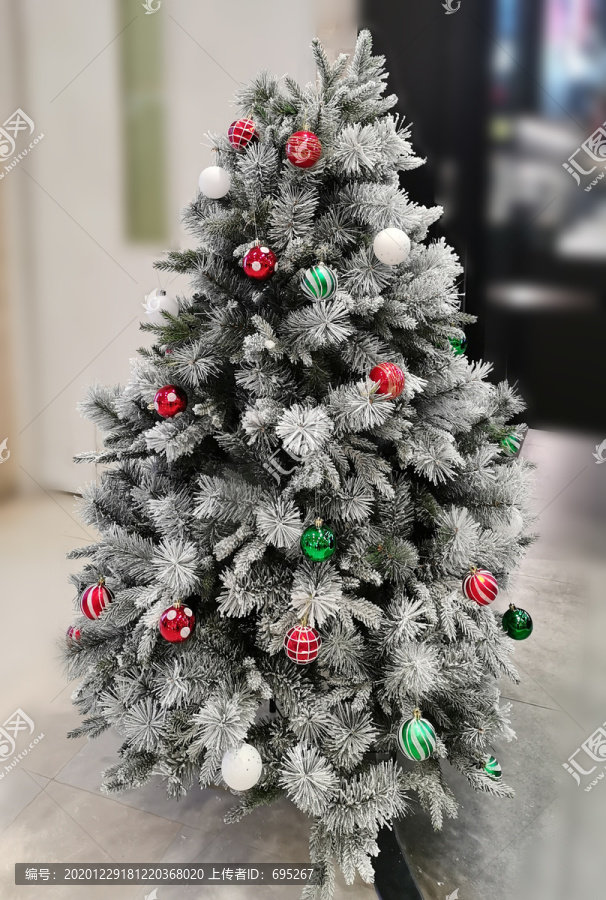 多彩圣诞树