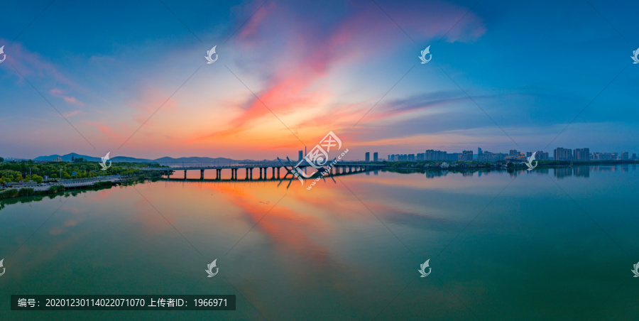 无锡蠡湖大桥夜景