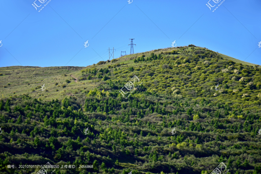 蓝天白云青山绿树