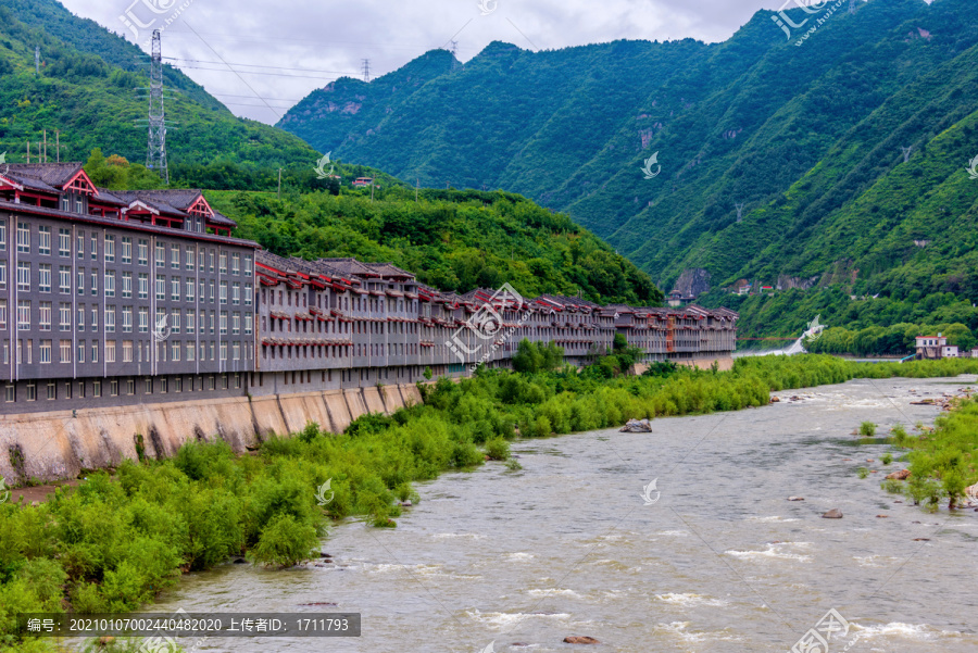 陕西汉中石门栈道风景区褒河河谷