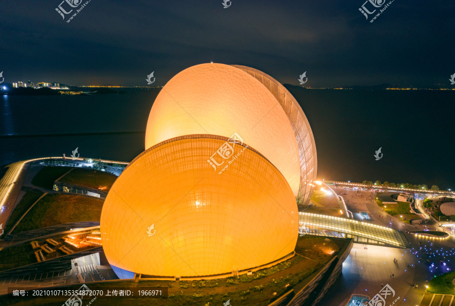 广东珠海大剧院夜景