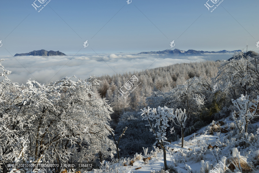 五峰独岭雪景