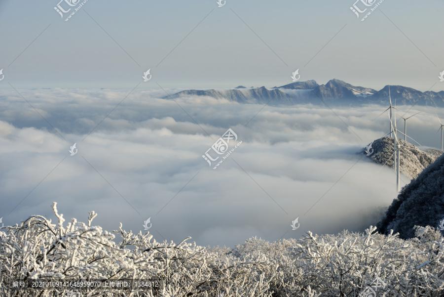 五峰独岭雪景云海风电风光