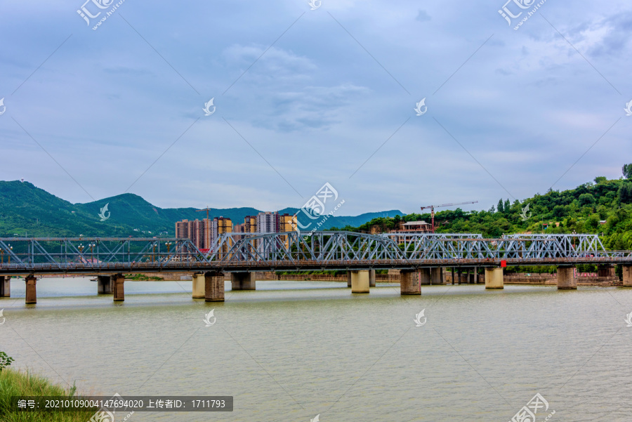 中国四川广元嘉陵江老铁桥