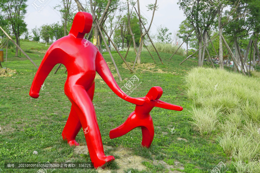 成都桂溪生态公园塑钢人物雕塑