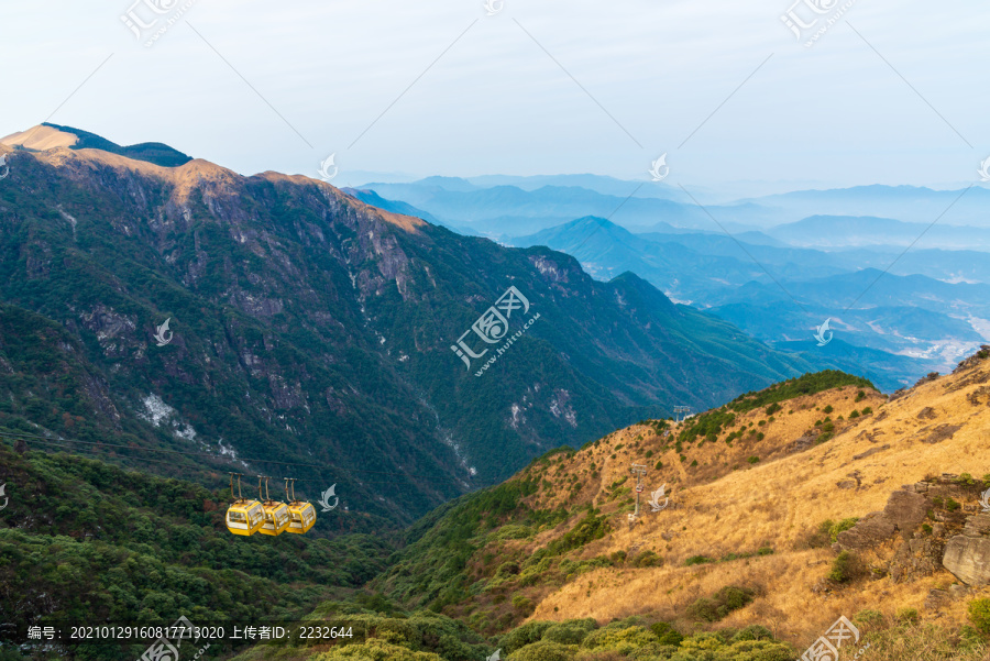 江西萍乡武功山的早晨