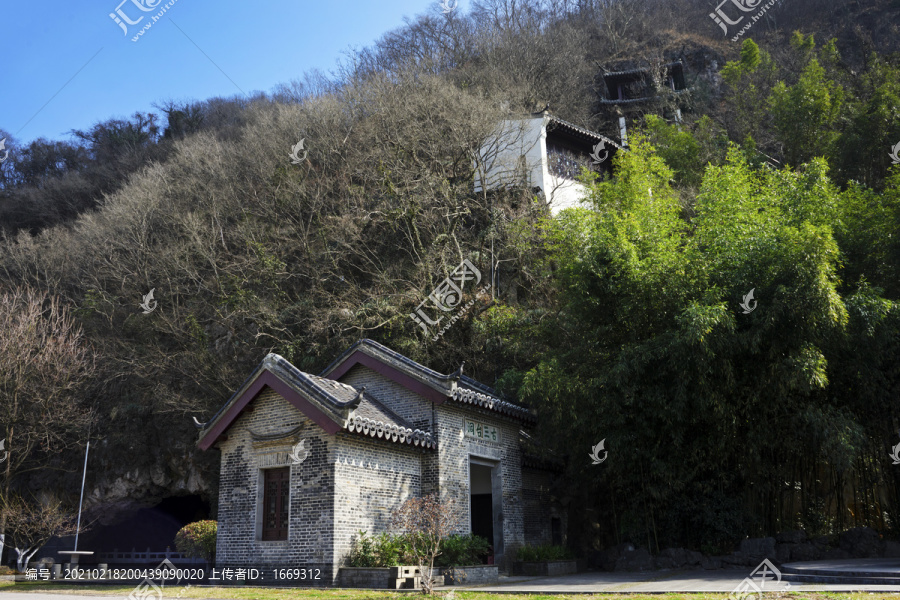 南京长江观音景区古三台洞