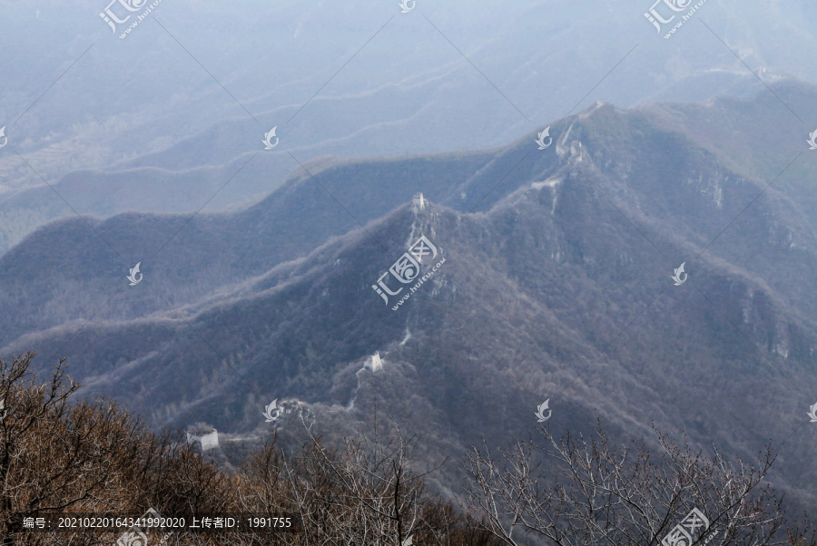 长城水墨山水画