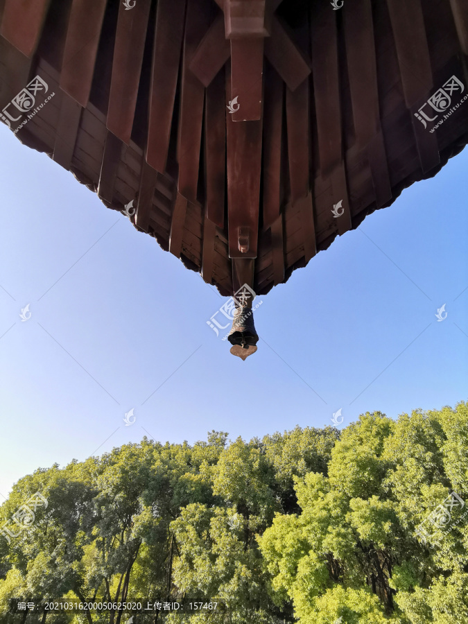 寺庙屋檐风铃